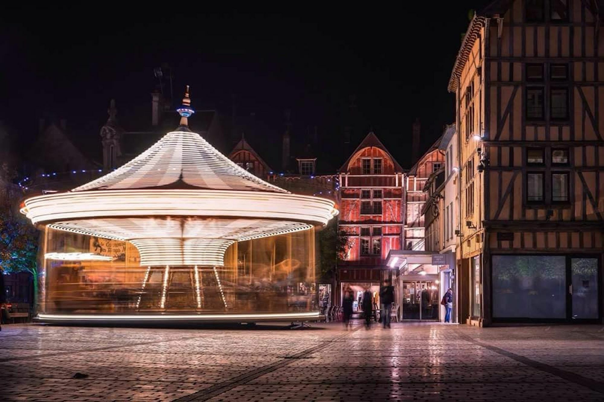 Logis Hotel Du Cirque Troyes Centre Historique Ngoại thất bức ảnh