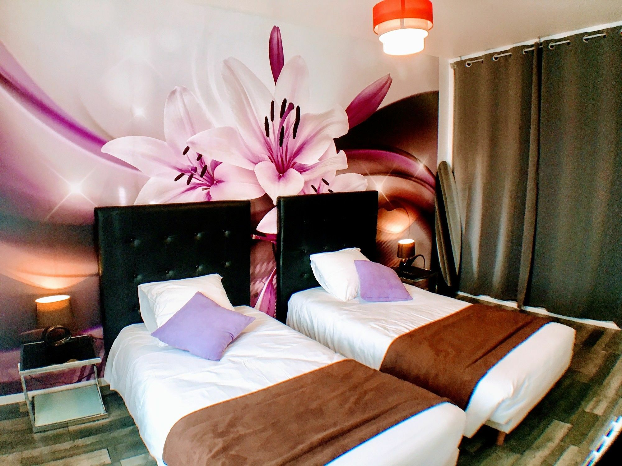 Logis Hotel Du Cirque Troyes Centre Historique Ngoại thất bức ảnh